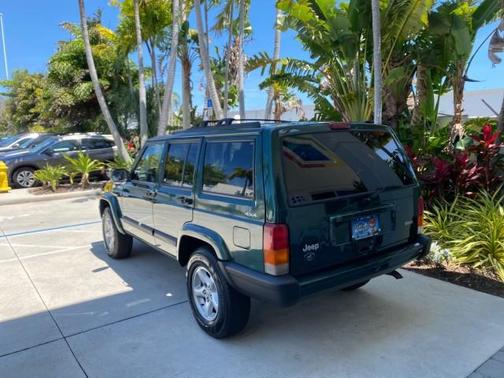 Forest Green Pearl 2000 Jeep Cherokee Sport