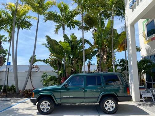 Forest Green Pearl 2000 Jeep Cherokee Sport