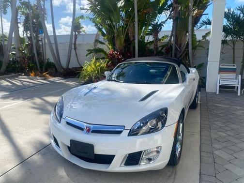 2008 Saturn Sky Red Line