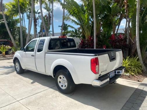 2006 Nissan Frontier XE King Cab