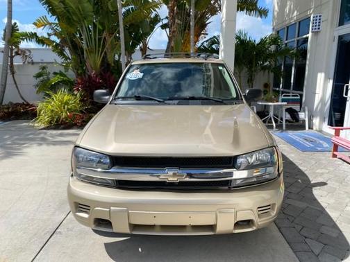 Sandstone Metallic 2005 Chevrolet Trailblazer LS