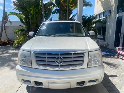 Pearl 2003 Cadillac Escalade ESV Base