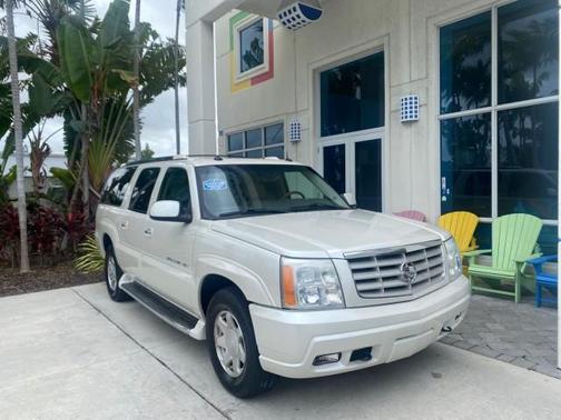 2003 Cadillac Escalade ESV Base