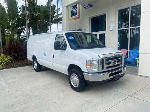 2010 Ford E350 Super Duty LOW MILES 54 224
