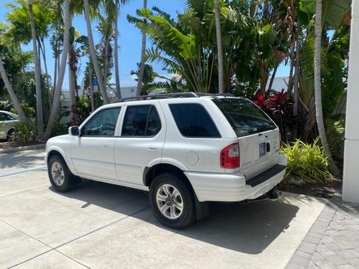 2001 Isuzu Rodeo LSE
