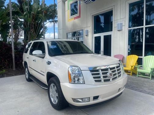 2013 Cadillac Escalade Base
