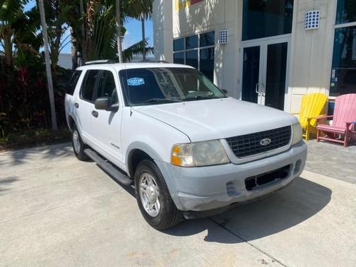 2002 Ford Explorer XLS