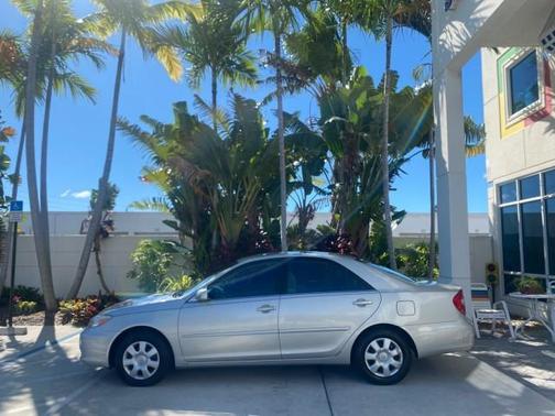 2002 Toyota Camry LE