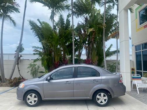 2011 Chevrolet Aveo LS