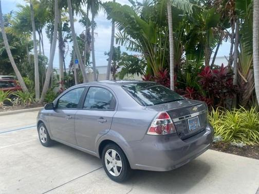2011 Chevrolet Aveo LS