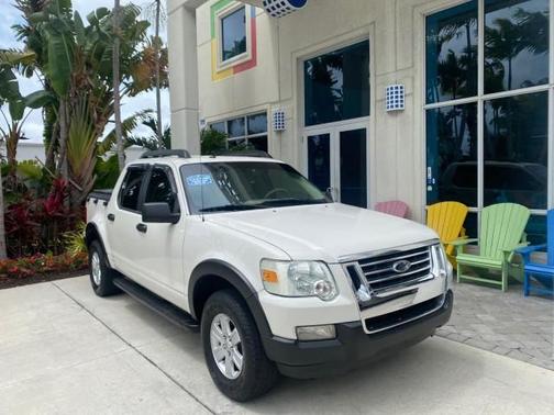 White Suede 2009 Ford Explorer Sport Trac XLT
