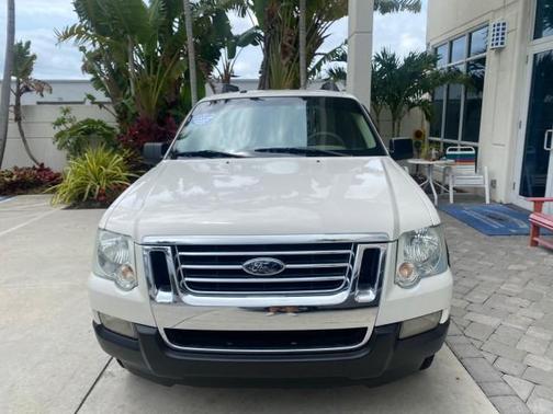 White Suede 2009 Ford Explorer Sport Trac XLT