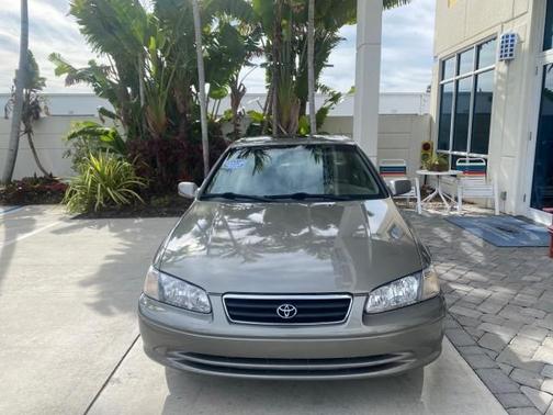 2000 Toyota Camry LE