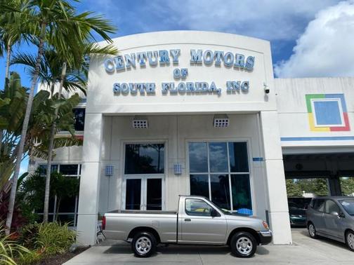 Silver Ice Metallic 2000 Nissan Frontier XE