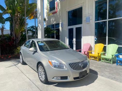 Quicksilver Metallic 2011 Buick Regal CXL
