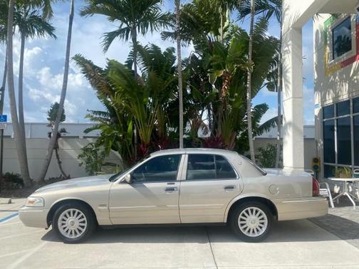 2009 Mercury Grand Marquis LS