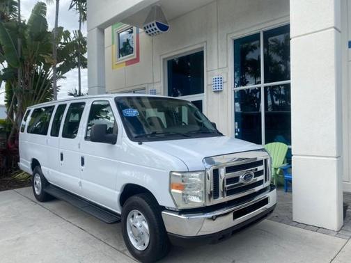 2008 Ford E350 Super Duty XLT