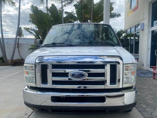2008 Ford E350 Super Duty XLT