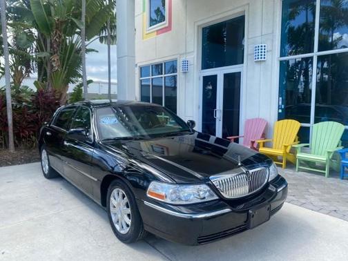 2008 Lincoln Town Car Signature Limited