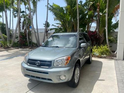 2004 Toyota RAV4 Base