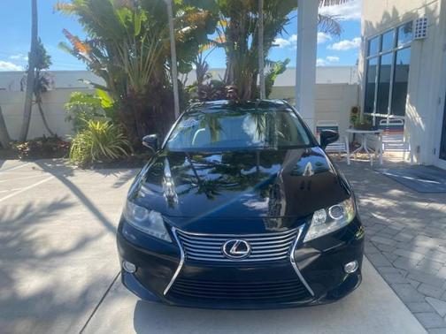 2013 Lexus ES 350 Base