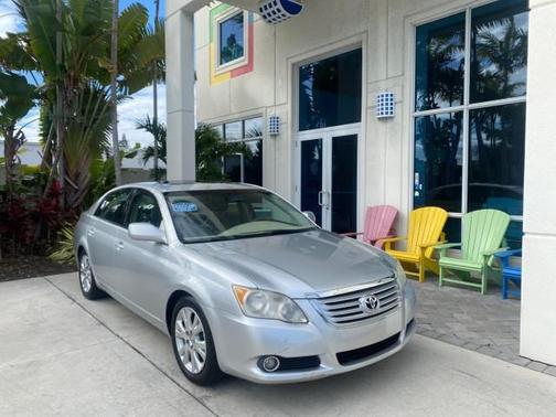 2009 Toyota Avalon XLS