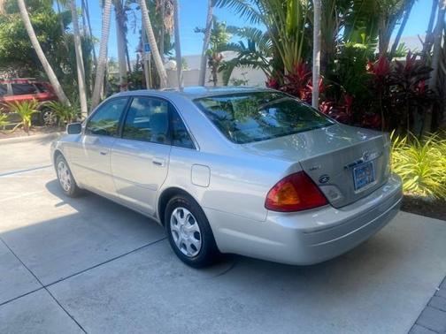 2001 Toyota Avalon XLS