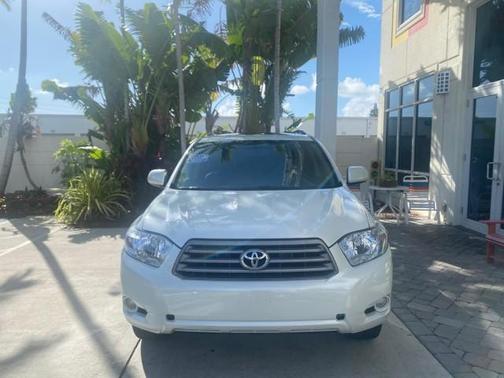 2010 Toyota Highlander SE