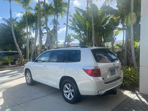 2010 Toyota Highlander SE