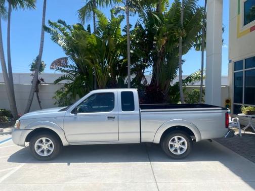 2002 Nissan Frontier XE King Cab
