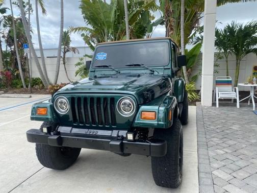 Forest Green Pearl 1999 Jeep Wrangler Sahara
