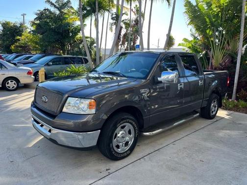 2006 Ford F-150 XLT SuperCrew