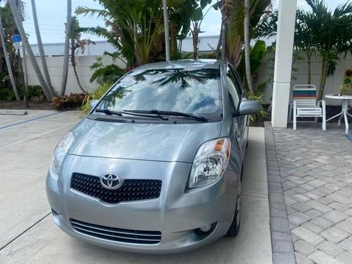 Silver Streak Mica 2008 Toyota Yaris LOW MILES 32 410 1 OWNER FL