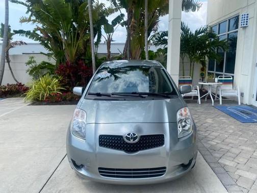 Silver Streak Mica 2008 Toyota Yaris LOW MILES 32 410 1 OWNER FL