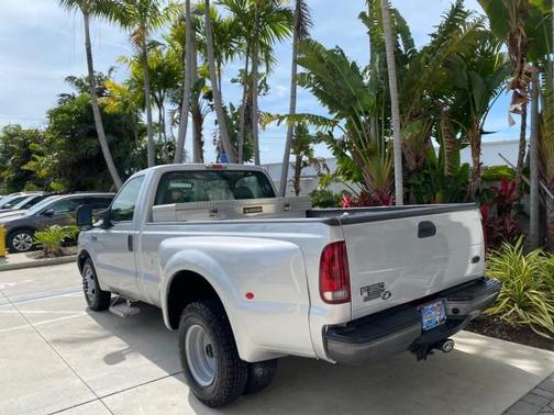 Silver Metallic 2001 Ford F-350 XL
