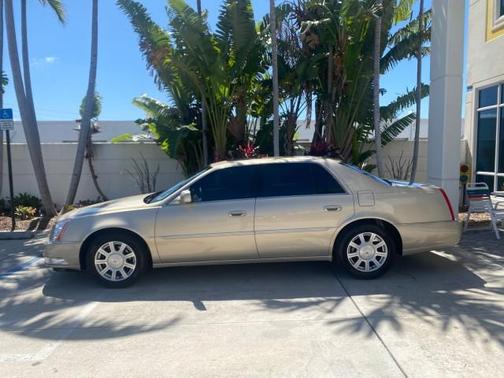 2008 Cadillac DTS W/1SB LOW MILES SUNROOF