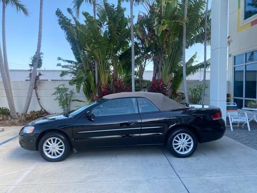 2002 Chrysler Sebring LXi