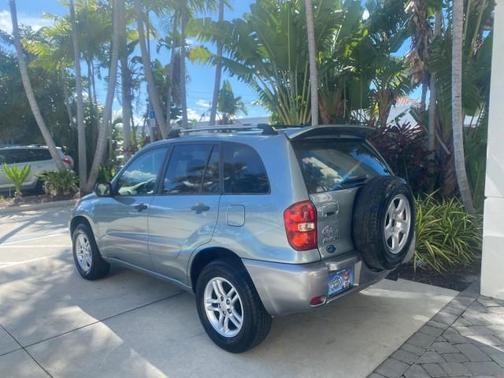 2005 Toyota RAV4 Base