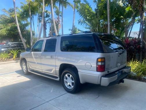 2005 GMC Yukon XL 1500 Denali