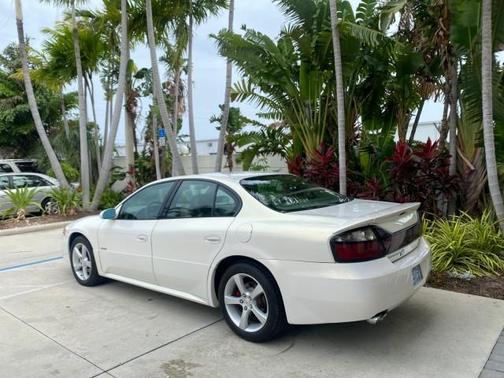 2004 Pontiac Bonneville GXP