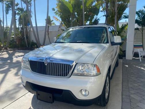 2003 Lincoln Aviator Base