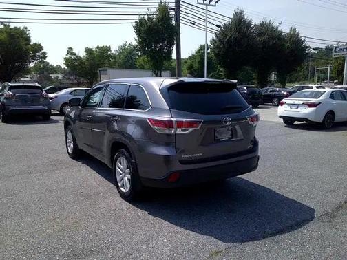 2015 Toyota Highlander LE