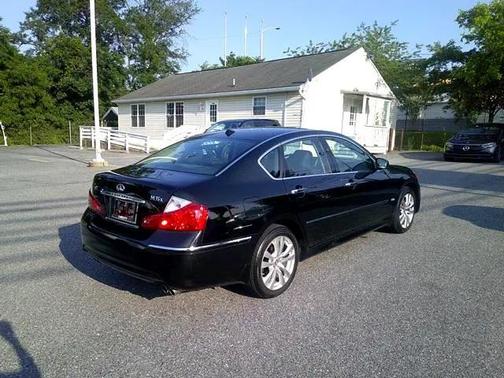 2010 INFINITI M35x Base