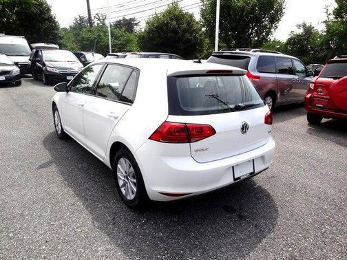 2016 Volkswagen Golf TSI S 4-Door