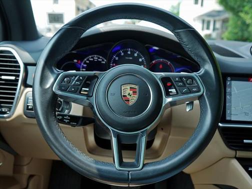 2019 Porsche Cayenne Base