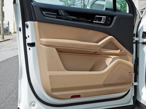 2019 Porsche Cayenne Base