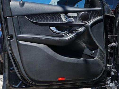 2018 Mercedes-Benz GLC 300 Base