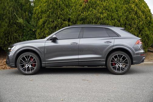 2021 Audi Q8 55 Premium Plus