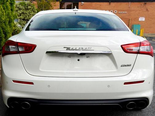 2020 Maserati Ghibli Base