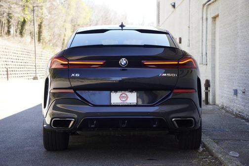 Black Sapphire Metallic 2021 BMW X6 M50i